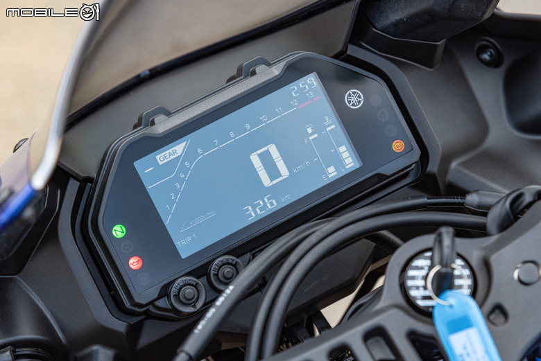 2026 YAMAHA YZF-R3試駕報告｜造型大改款帥得有感、熟悉的平台好騎依然！