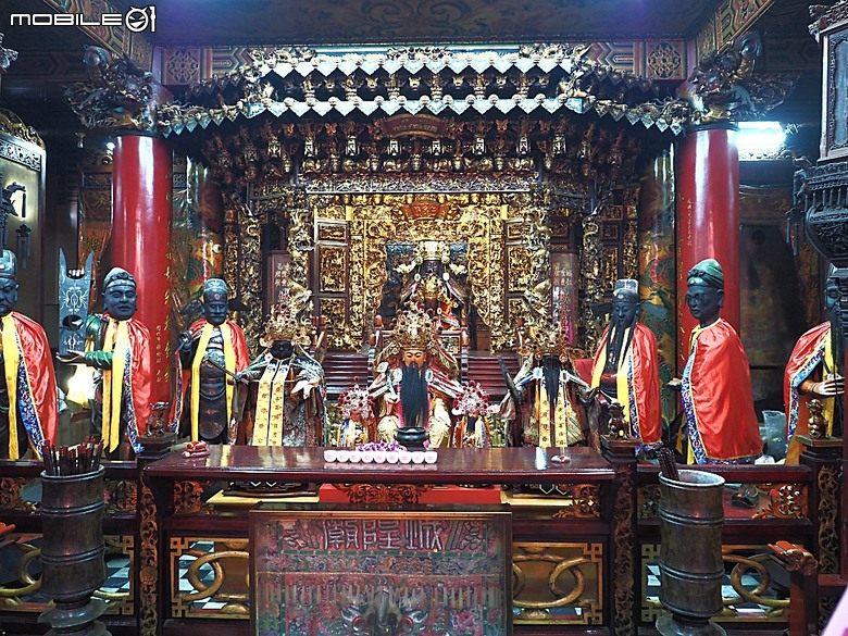彰化 彰邑聖王廟(威惠宮)、大西門福德祠、彰邑關帝廟、彰邑慶安宮、懷忠祠、曇花佛堂、梨春園曲館 — 彰化市區古蹟探訪之一