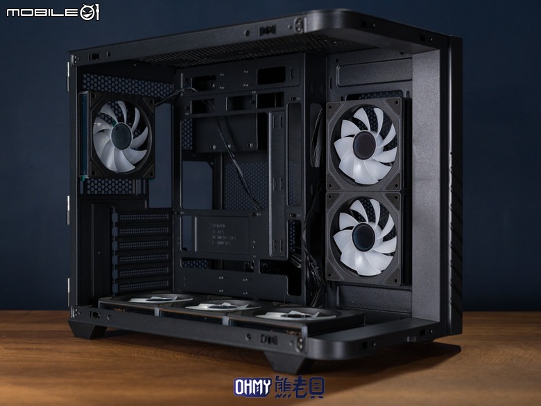 TT Vision 330 CR ARGB 全曲面全景機殼 ft. 耀影SWAFAN 120 EX INFINITY 風扇