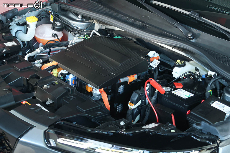 【採訪】Alfa Romeo Junior 正式發表,純電、油電雙動力建議售價139.8萬元起!