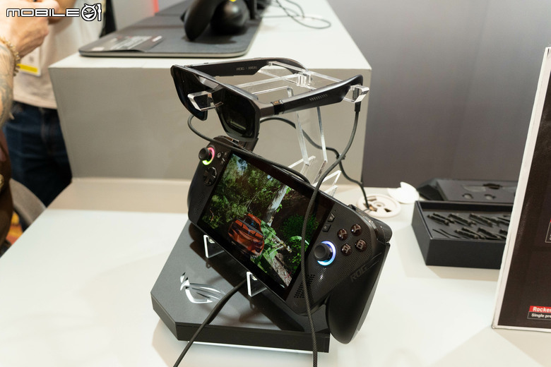 ROG XREAL R1 電競 AR 眼鏡預售價格區間曝光 2 萬 5900 元起買 177 吋視野大畫面值得嗎？