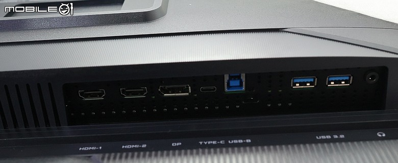 親民定位與價格，技嘉 GAMING 首款 32 吋 QD-OLED MO32U2