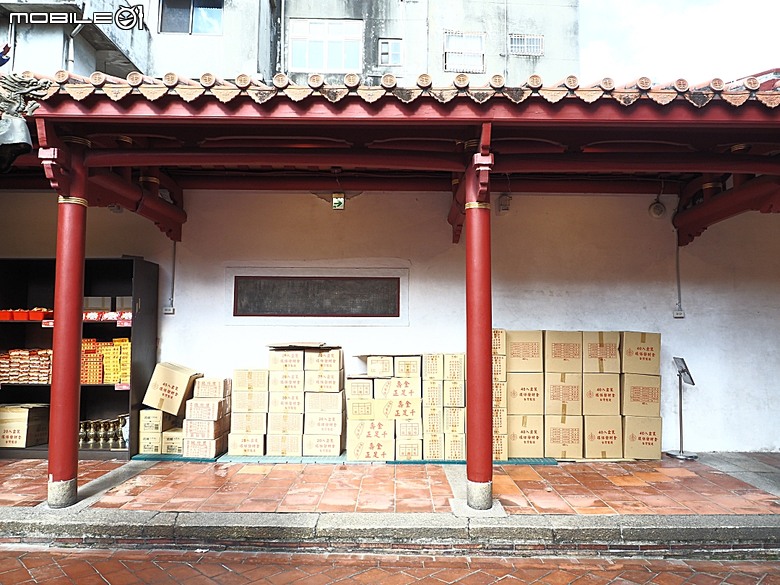 彰化 彰邑聖王廟(威惠宮)、大西門福德祠、彰邑關帝廟、彰邑慶安宮、懷忠祠、曇花佛堂、梨春園曲館 — 彰化市區古蹟探訪之一