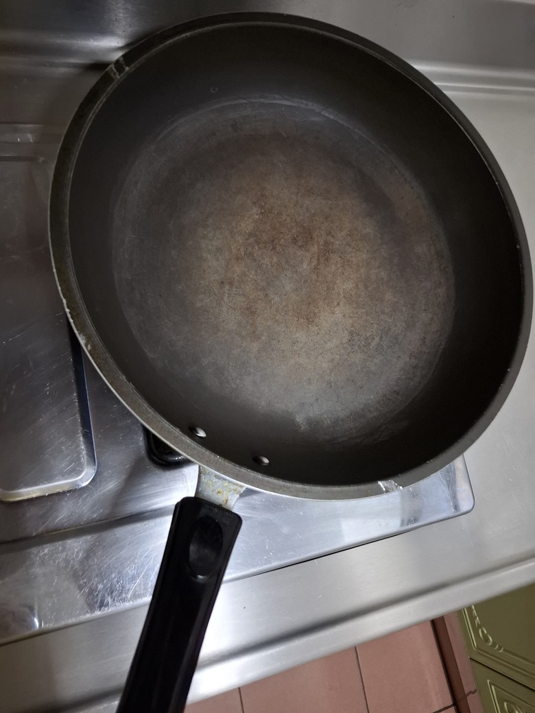 這是鑄鐵鍋嗎？