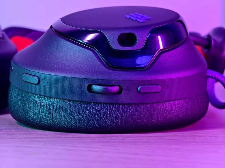[評測] 有戴跟沒戴一樣 JBL Quantum可換電池耳機950、650