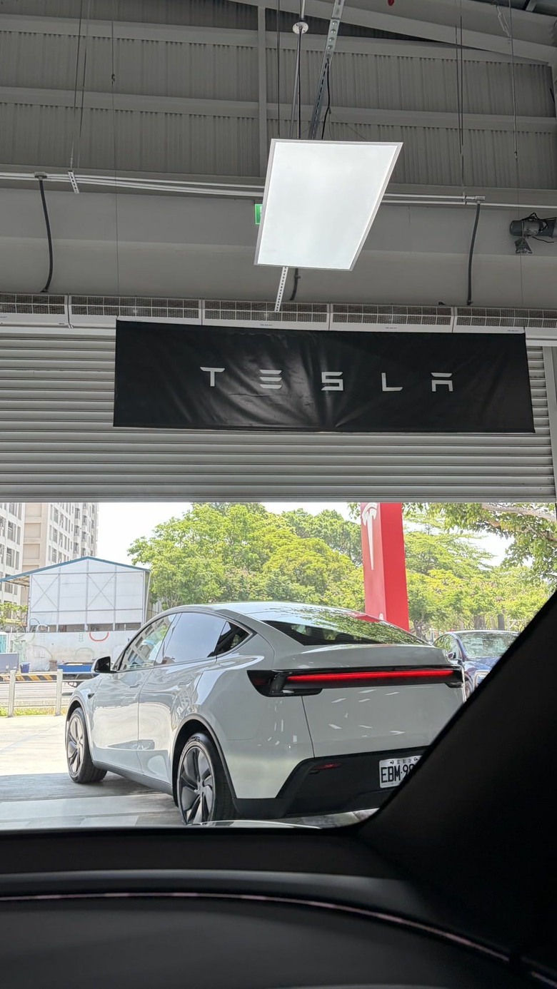 [高雄交車開箱］2026Q2 Model Y交車過程