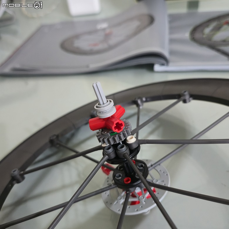 點我看大圖 🚴 LEGO 11380 公路車 |動手拼出公路魂