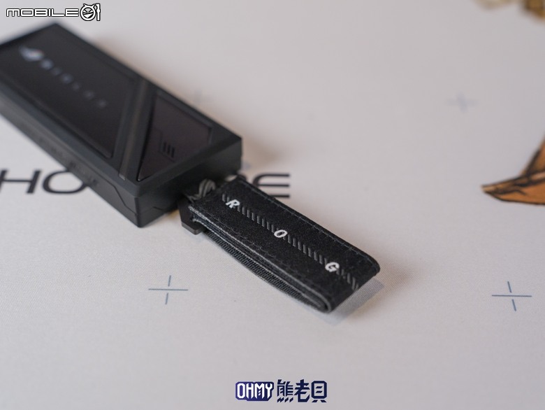 速度、外型再進化！ROG Strix Aiolos SSD外接盒