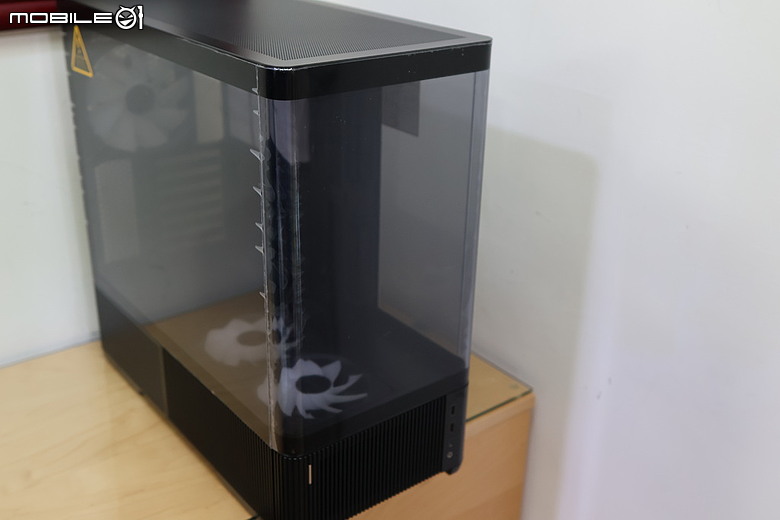 點我看大圖 寬廣視野 Antec 安鈦克 C6C AIR 三面曲面玻璃海景機殼