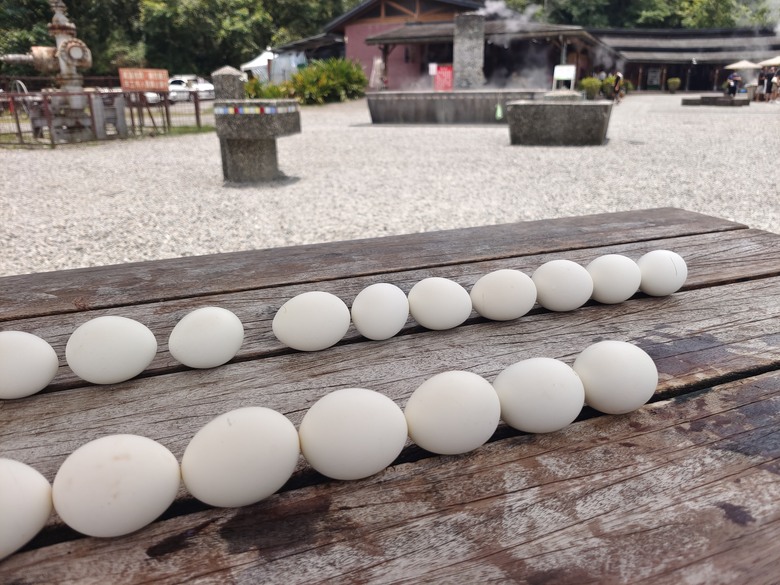 麻繩理工學院深入研究-小雲豹清水地熱麻袋與棉袋之煮食比較