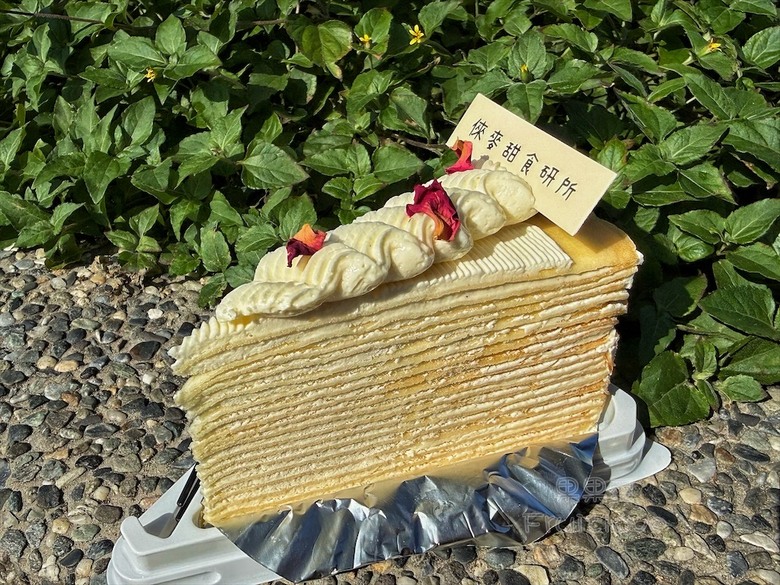 在地甜點、蛋糕、麵包烘焙店,甜而不膩的麻吉泡芙、蛋糕必吃,還有多款平價麵包