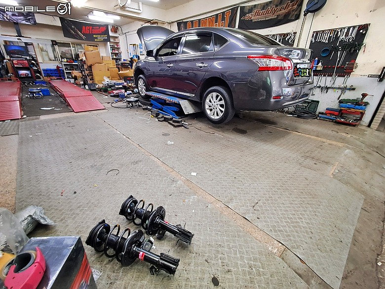 ★ 櫻花美學 の 匠人工藝 《 Nissan X-TRAIL 》Sentra KYB黑桶、ELF機油、氫氣除碳