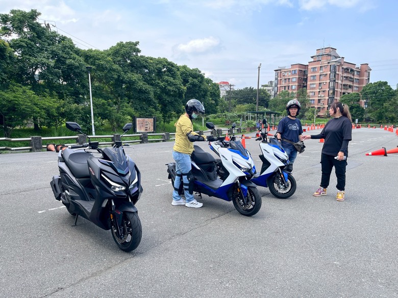 去大龍港騎了光陽 G7,160cm 簡單試乘心得