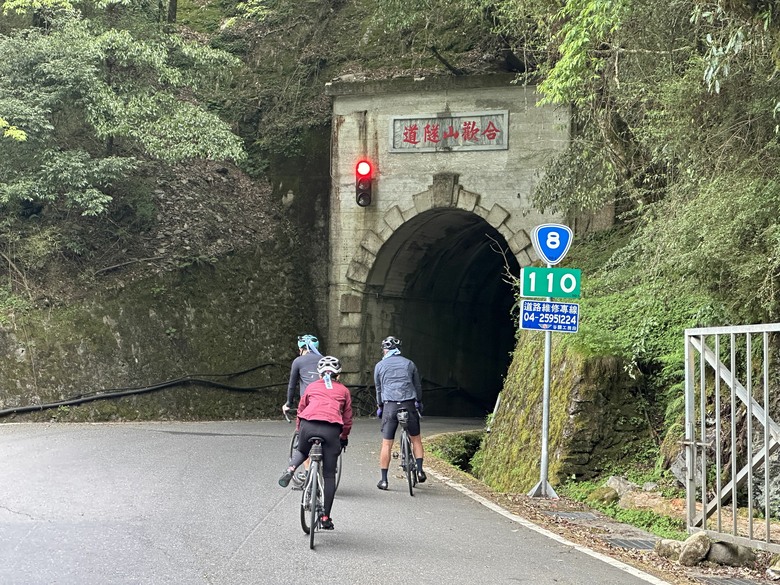 北進武嶺騎二回,新店、宜蘭等地出發,KHS vitamin E輕旅行
