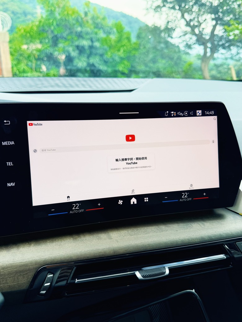 太座賞完BMW 2AT蠻喜歡的
