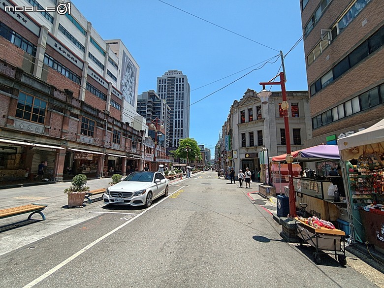 大稻埕霞海城隍廟、大稻埕遊客中心、大稻埕屈臣氏大藥房、六館街尾洋式店屋、李臨秋故居、千秋街店屋、李春生紀念教會、陳天來故居、原周進春茶行｜台原亞洲偶戲博物館｜逆風樓— 2026初夏之大稻埕散策 南段—民生西路以南至南京西路之間