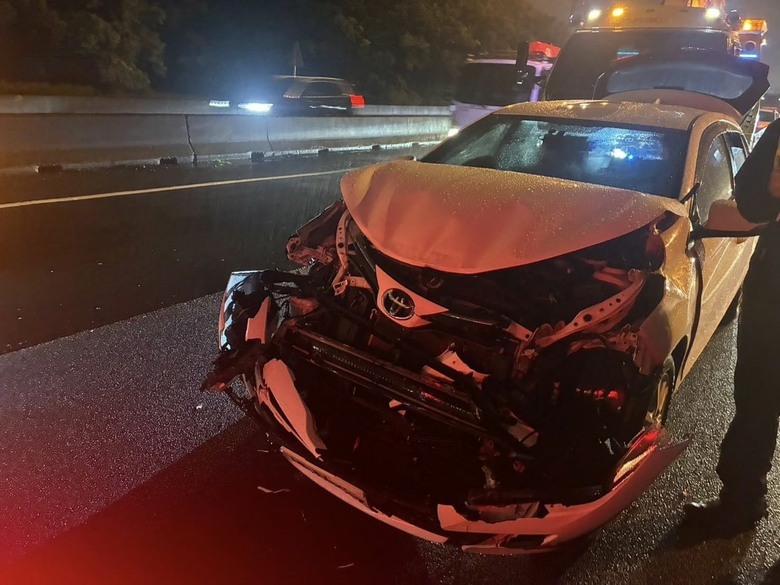 車子有潰縮區合理，但不是叫你整台車都弄成潰縮區阿！
