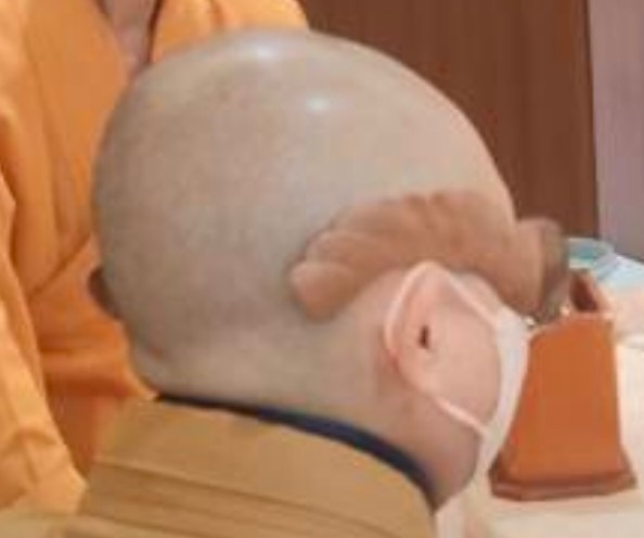 有人看過這種眼鏡嗎？