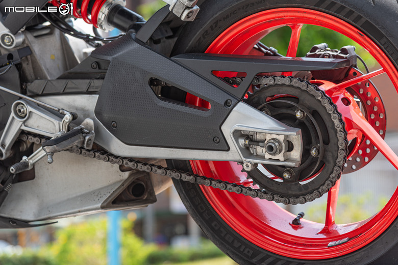 點我看大圖 Aprilia Tuono 660 試駕報告|手握燥熱戰鬥純血,電控帶來千變萬化!