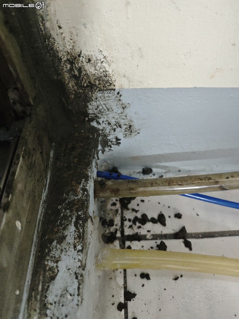 (DIY)落地窗框修繕過程分享