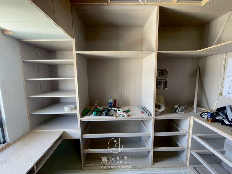 點我看大圖 【開箱】高端奶油住宅|17坪也能住出豪宅級質感|高雄室內設計