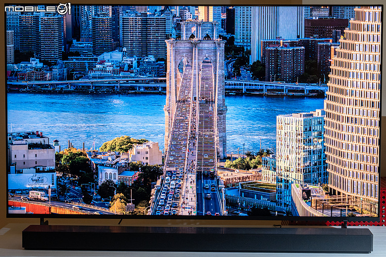電視一台真的夠嗎?Samsung Micro RGB R85H 與 OLED S90H 智慧顯示器實測體驗|客廳共享、書房沉浸的電視新分工