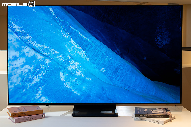 電視一台真的夠嗎?Samsung Micro RGB R85H 與 OLED S90H 智慧顯示器實測體驗|客廳共享、書房沉浸的電視新分工