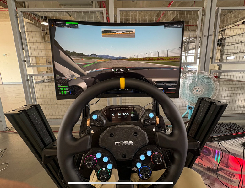 【COMPUTEX 2026】原來賽車模擬器可以這麼真!MOZA Racing 體驗分享