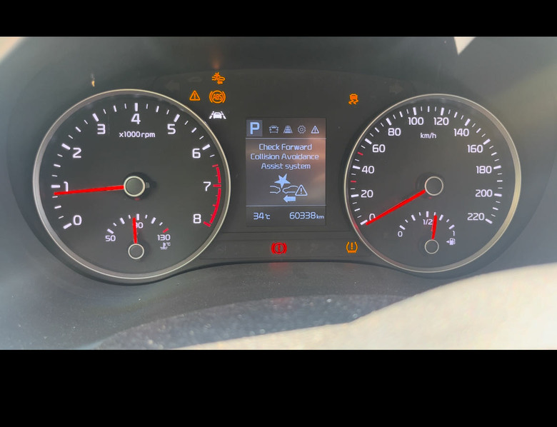 Kia stonic 燈號亮