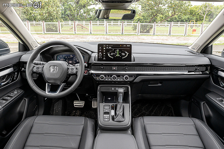 Honda CR-V e:HEV 試駕報導|油電加持、如虎添翼!