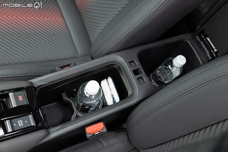 Alfa Romeo Junior Ibrida 試駕｜風格獨具、外型亮眼的義式精品小休旅！