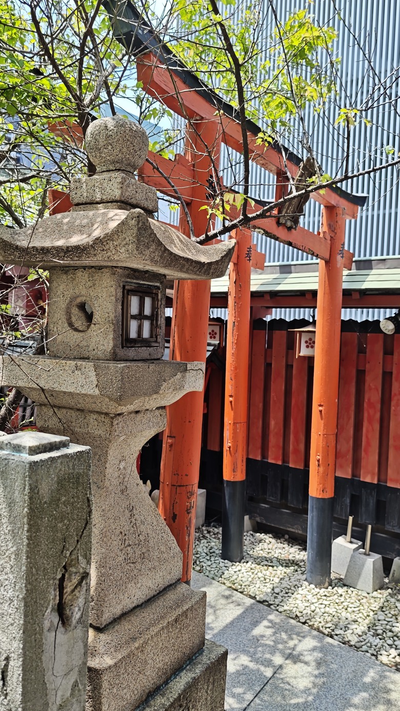 我與智能眼鏡的三天兩夜大阪快閃行 - Day2~Day3 - 天神橋筋商店街 / 梅田KYK炸豬排 / 阪急三番街 / 綱敷天神社御旅社 / 讀賣電視台柯南群像 / 通天閣 / 日本橋 / 達摩串炸 / 堺筋俱樂部 / INNN共乘體驗分享