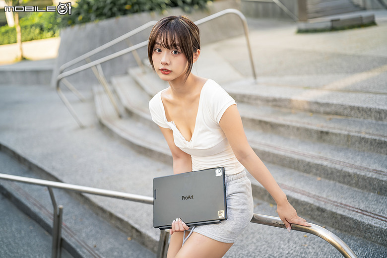 ASUS ProArt PZ14 (HT7407) 體驗｜尺寸更大、效能翻倍的隨身 AI 工作站！