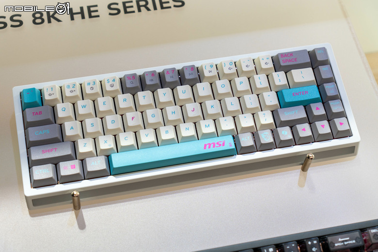 【Computex 2026】微星推出新款磁軸鍵盤 Strike Alloy TMR 具備 PCB 防水設計在水中也能打!