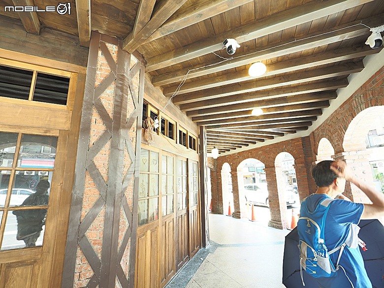 新芳春行、波麗路餐廳、黑美人大酒家、大千百貨、渭水驛站，還有美味吐司PILLO Bakery & café及好吃的大稻埕魯肉飯 — 2026初夏之大稻埕散策 東段 — 延平北路二段兩側及東側