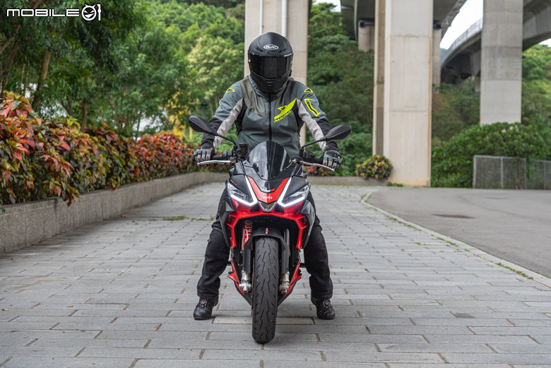 點我看大圖 Aprilia Tuono 660 試駕報告|手握燥熱戰鬥純血,電控帶來千變萬化!
