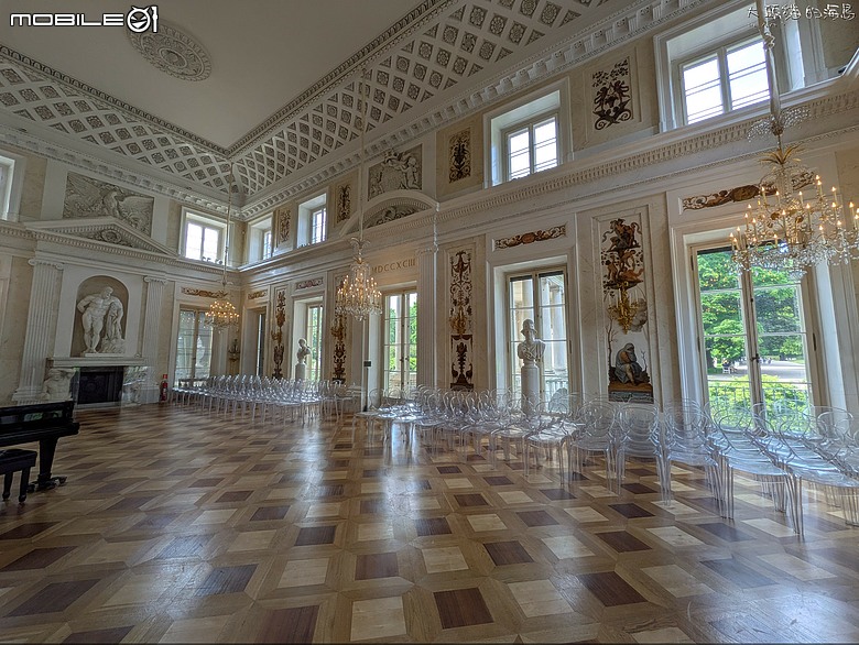 波蘭: 瓦津基公園 (Poland: Łazienki Park)