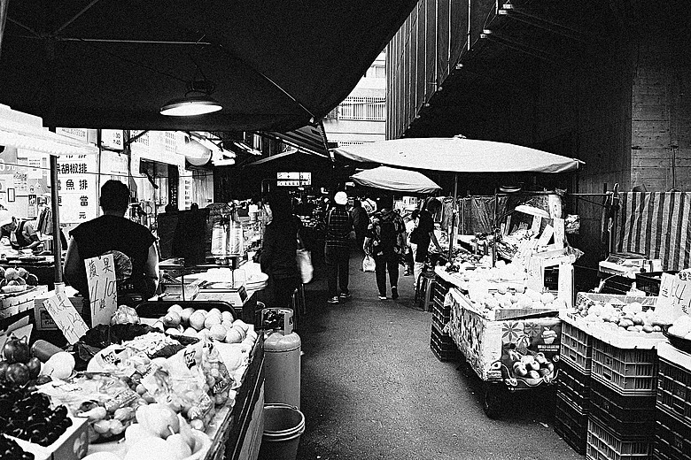 RICOH GR IV Monochrome 評測報告｜以純粹光影、譜寫口袋裡的黑白詩篇！