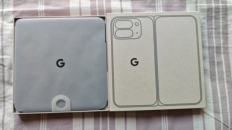 從Pixel 2 一路到Pixel 10 Pro Fold - 我的第一支摺疊機開箱 & 一點小小心得~