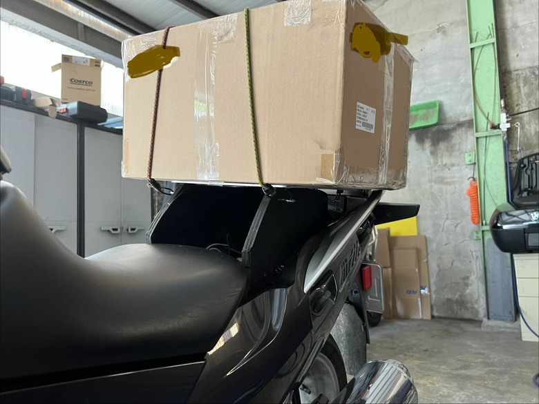 2010 BMW R1200RT 自製貨架