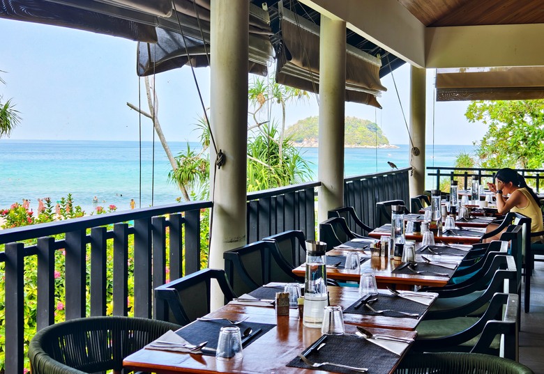 泰國旅遊 Club Med 普吉島全包式度假村｜美食、活動、親子俱樂部、娛樂秀一次看