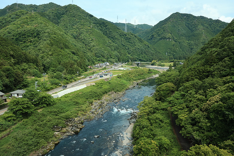 Canon EOS R6 V + RF20-50mm f/4L PZ 評測報告｜首款全幅方塊機、搭載 7K Open Gate 終極殺招！