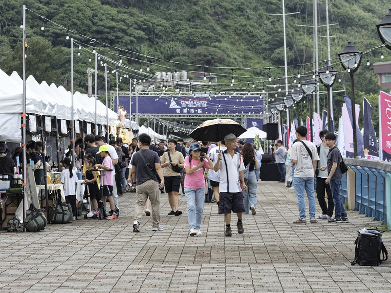 點我看大圖 潮嚮.山海基隆市集(OM-5II試玩終章)