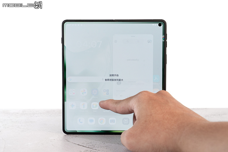 motorola razr fold｜首款大摺初試鋒芒，極致手寫體驗解放創作潛力！