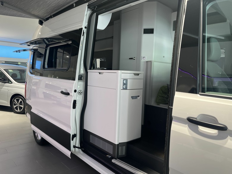 三代同堂和商旅車相處兩天,大改觀!感想是「讚」一個字