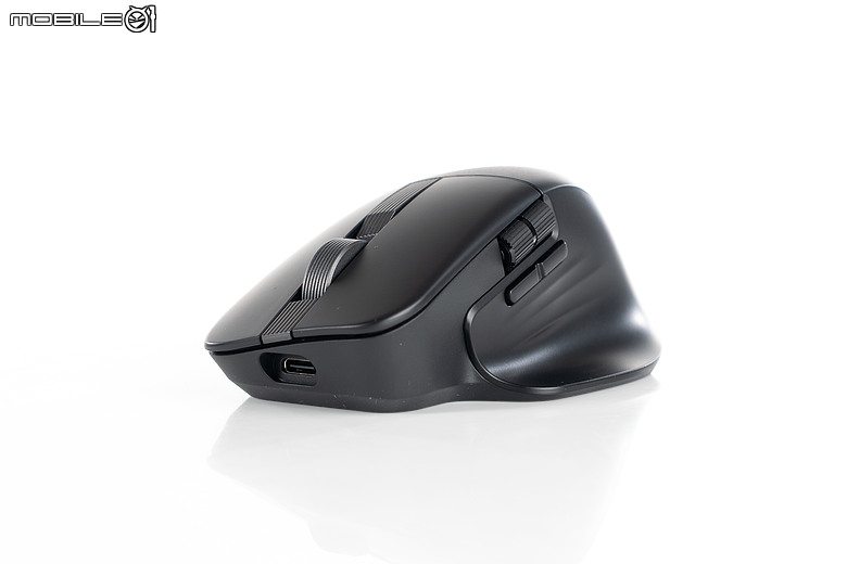ASUS ProArt PZ14 (HT7407) 體驗｜尺寸更大、效能翻倍的隨身 AI 工作站！