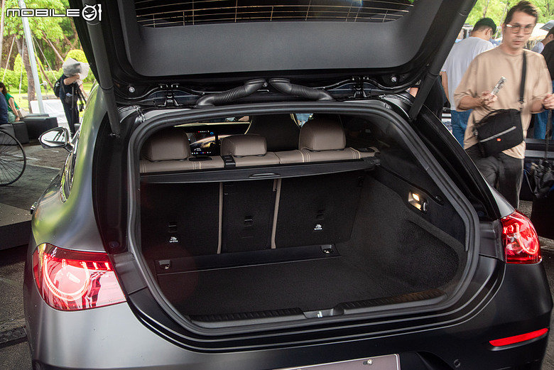 【採訪】全新Mercedes-Benz CLA Shooting Brake正式上市,多款新年式車型同步登場!
