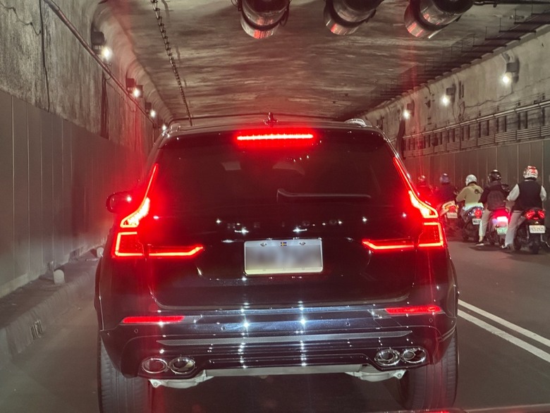 XC60 vs GLC 200？都去看看，選誰好呢？