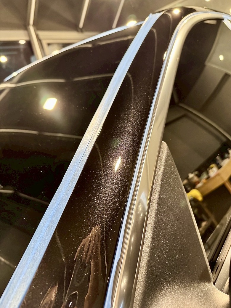 嘉義汽車美容分享｜賓士無塵室完工實拍，全車細節反射光條無一妥協