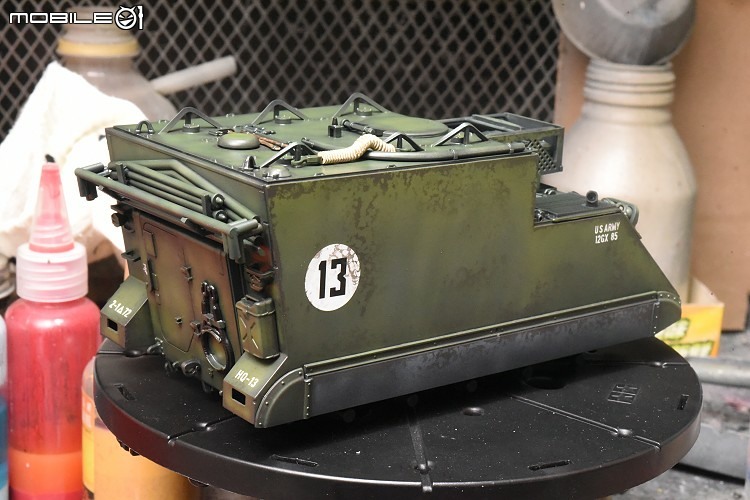 [模型製作記] M577 裝甲指揮車 1/35
